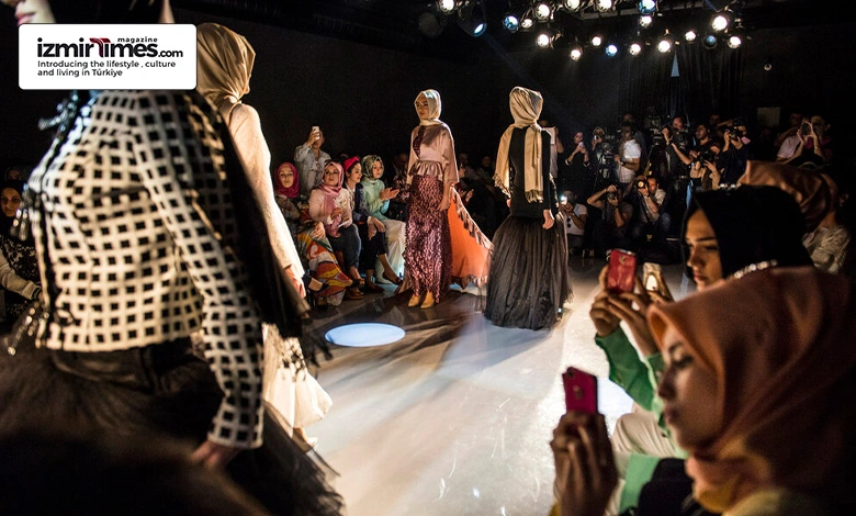 Behind the Scenes: The Preparation and Production of Fashion Week in Türkiye