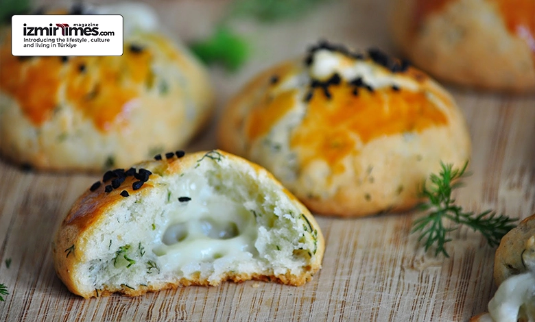 Peynirli Poğaça - Cheese-Filled Pastry: