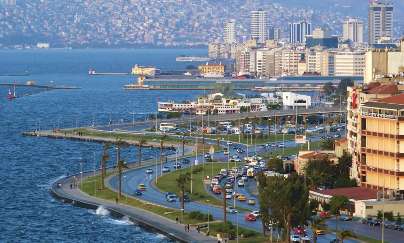 A Complete Guide to Visiting Izmir, Turkey
